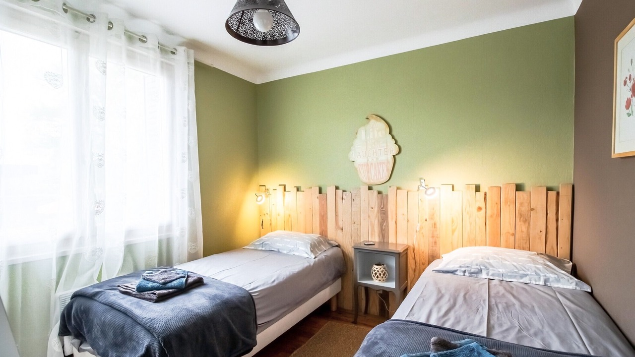 Photo of Bedroom in Saint-Julien-de-Lampon