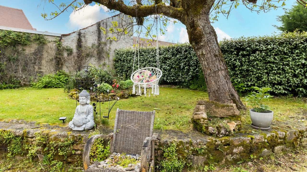 Photo of Outdoor in Saint-Julien-de-Lampon