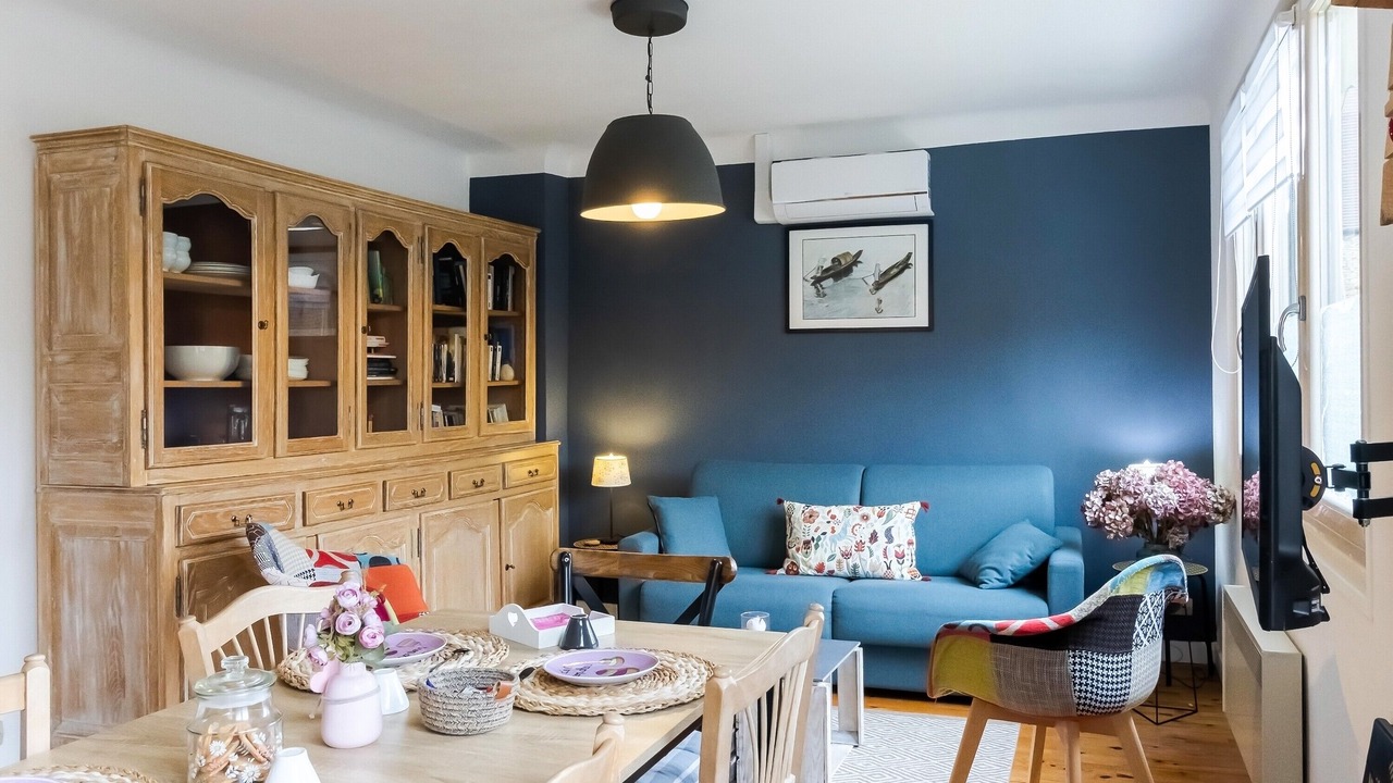 Photo of Livingroom in Saint-Julien-de-Lampon