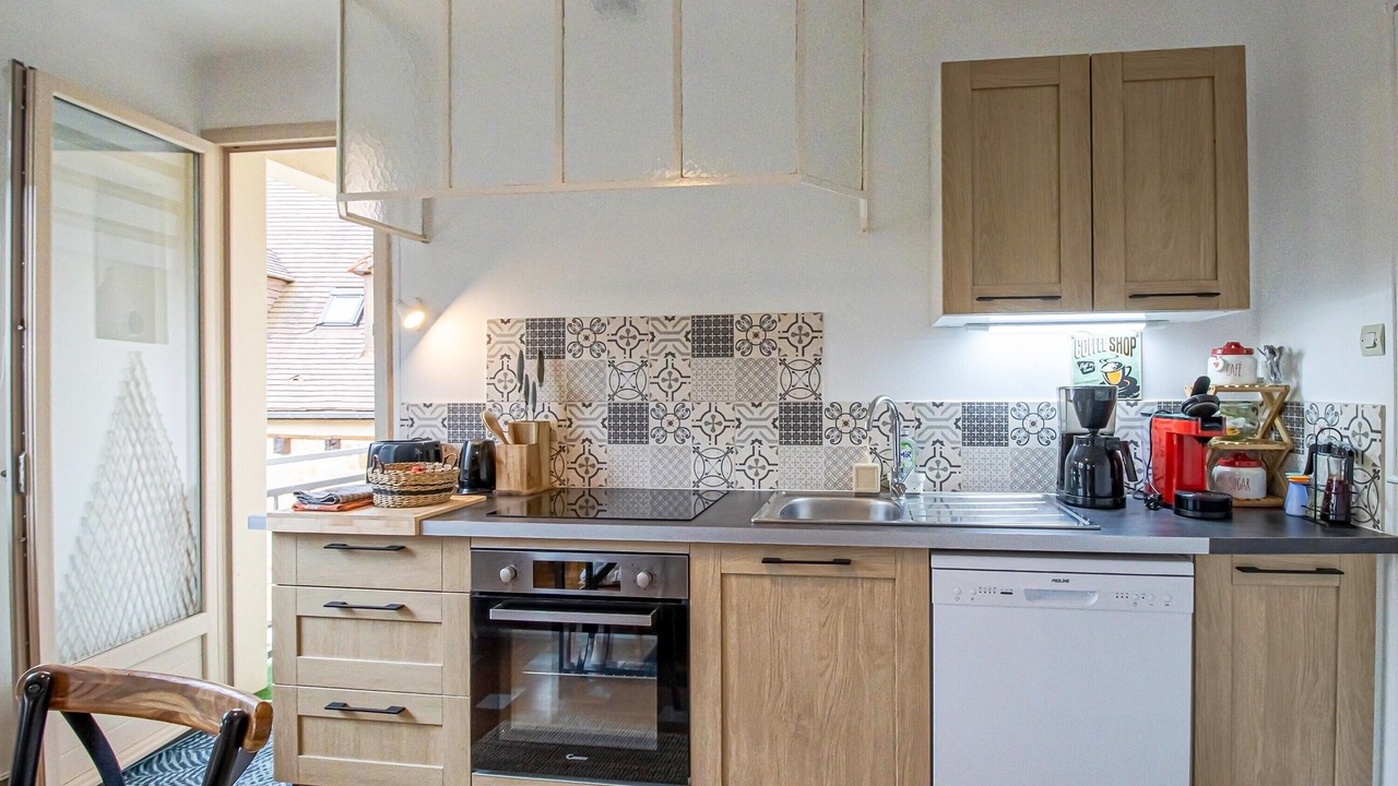 Photo of Kitchen in Saint-Julien-de-Lampon