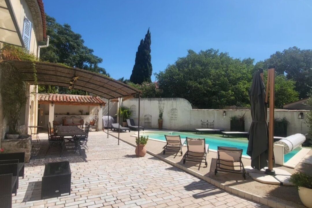Photo of Outdoor in Pont Royal