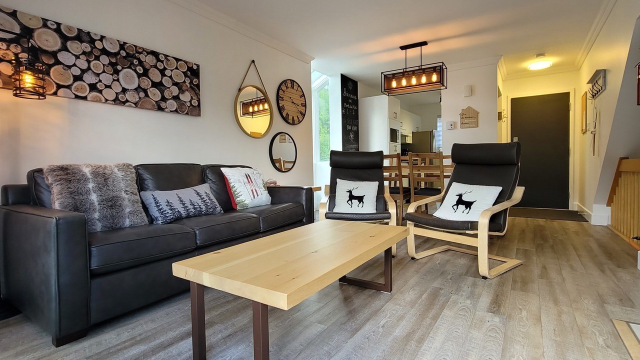 Photo of Livingroom in Notre-Dame-Auxiliatrice-de-Buckland