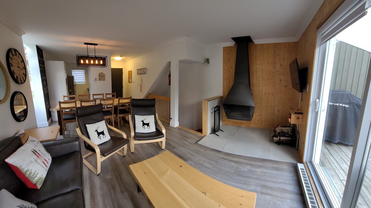 Photo of Livingroom in Notre-Dame-Auxiliatrice-de-Buckland