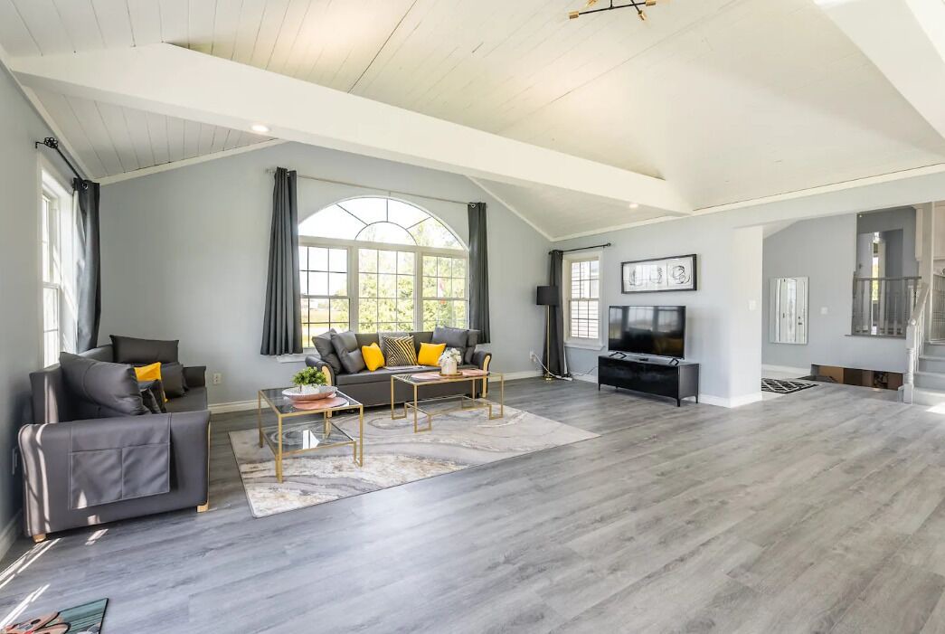 Photo of Livingroom in Dunnville