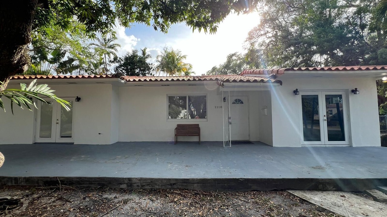Photo of Outdoor in Biscayne Park