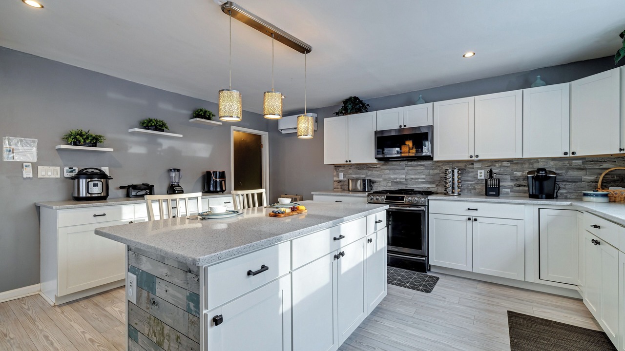 Photo of Kitchen in Long Pond