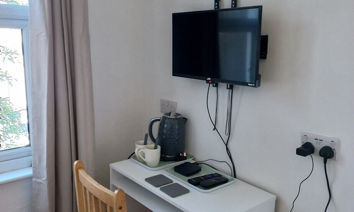 Photo of Others in Tottenham