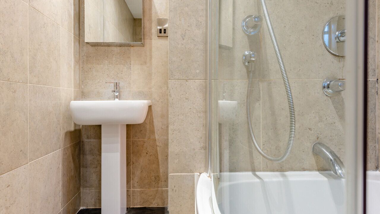 Photo of Bathroom in Warwick