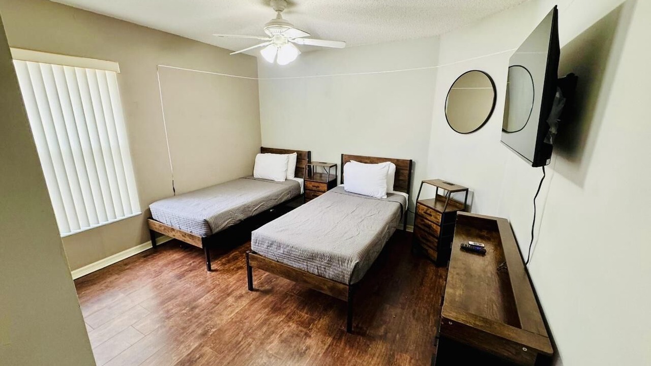 Photo of Bedroom in Eagle Pointe South