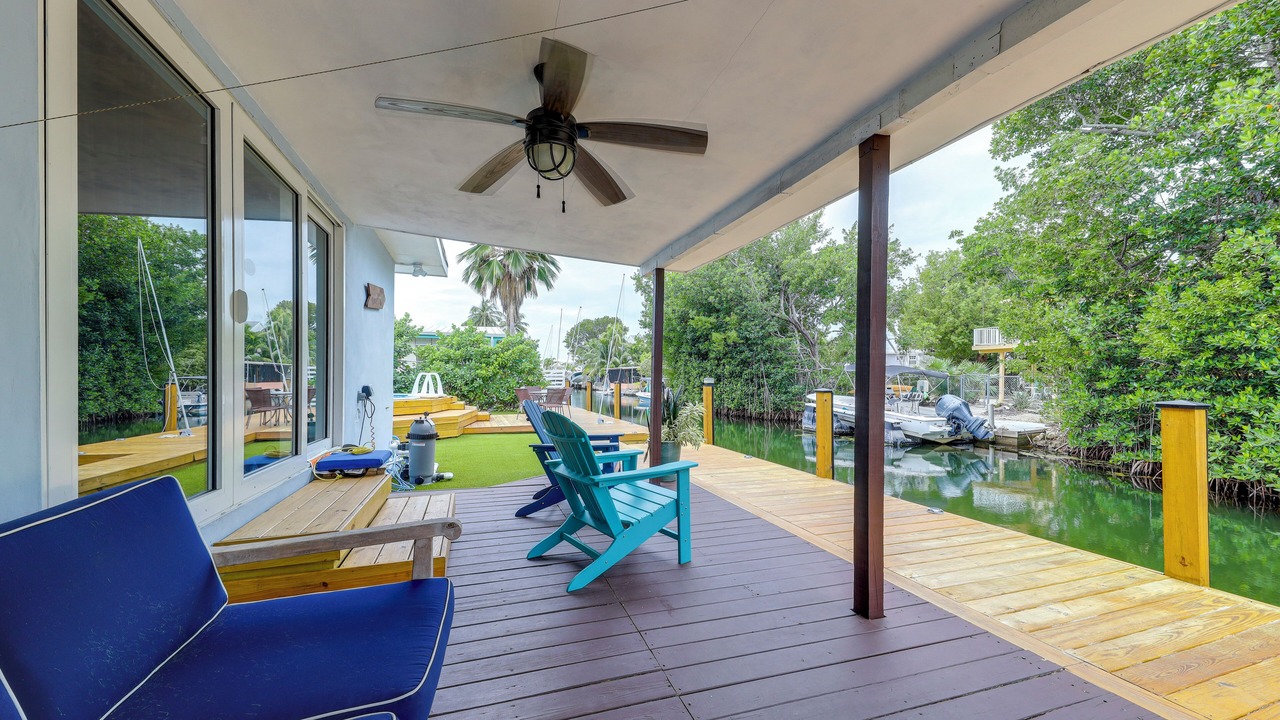Photo of Patio Balcony in Pirates Cove
