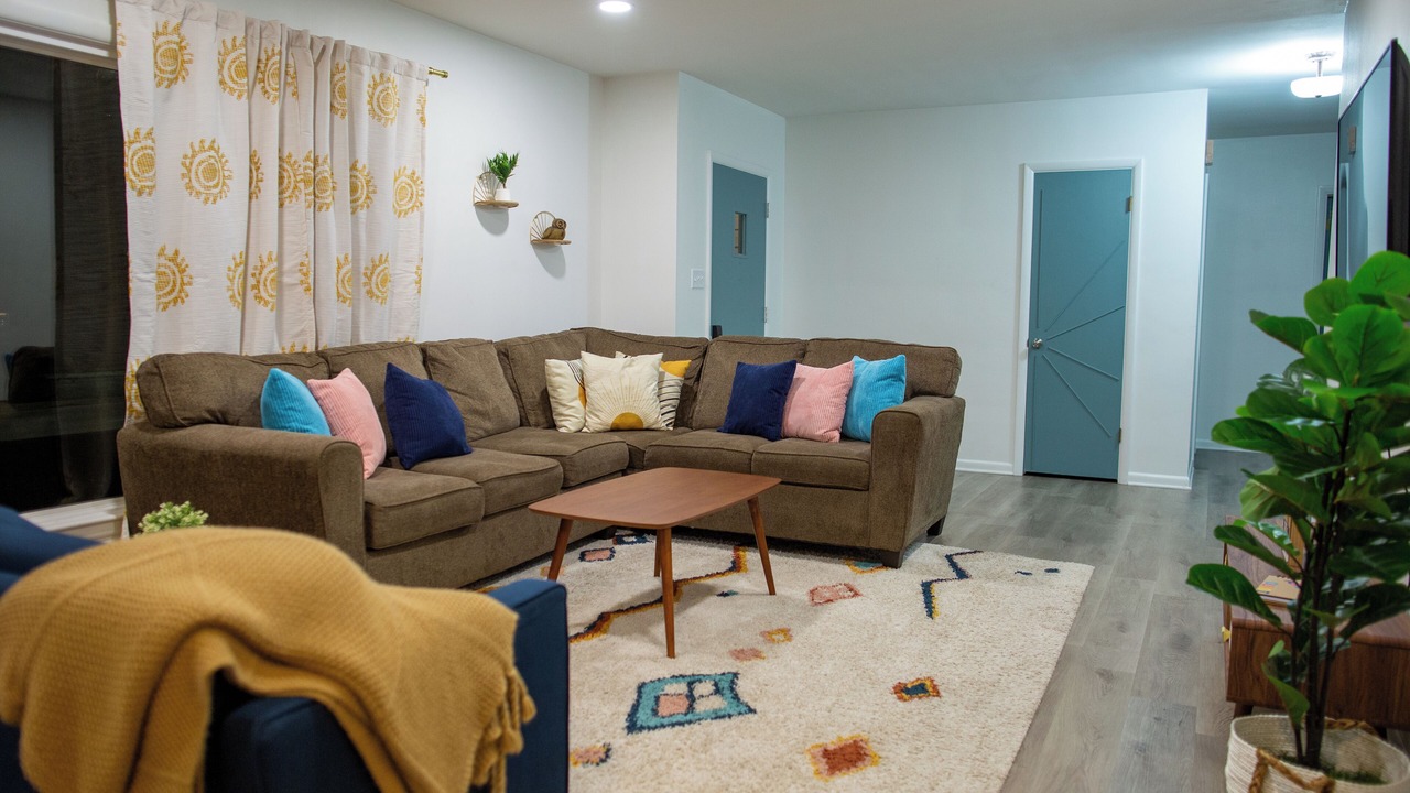 Photo of Livingroom in Urbandale