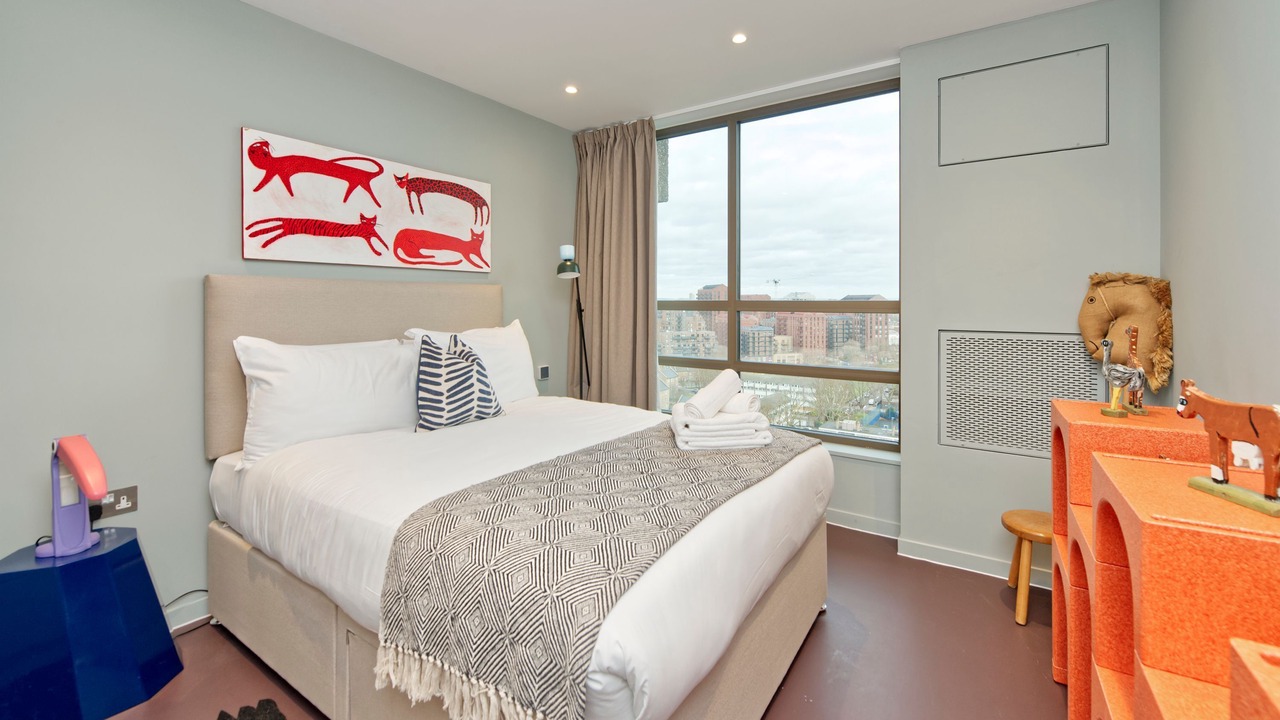 Photo of Bedroom in Poplar