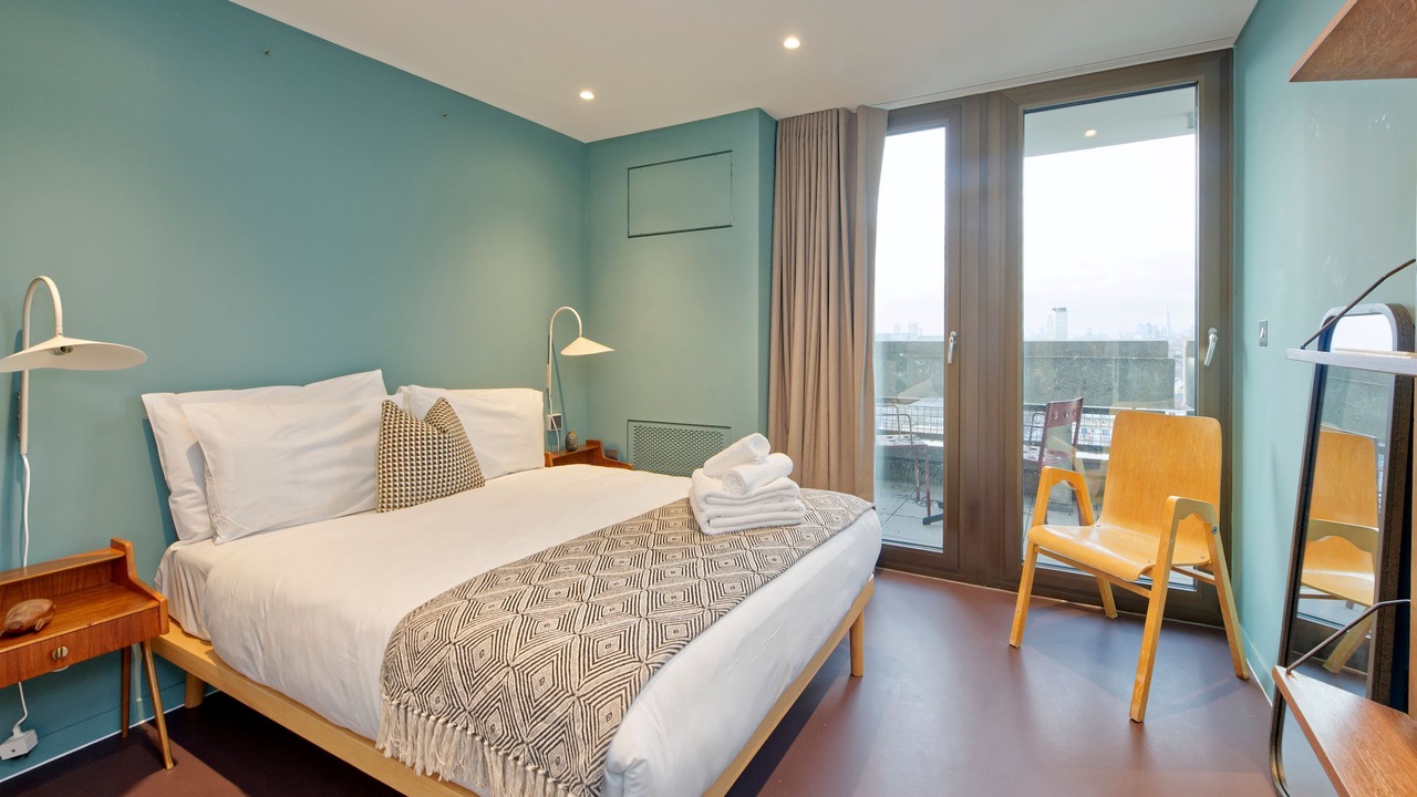 Photo of Bedroom in Poplar