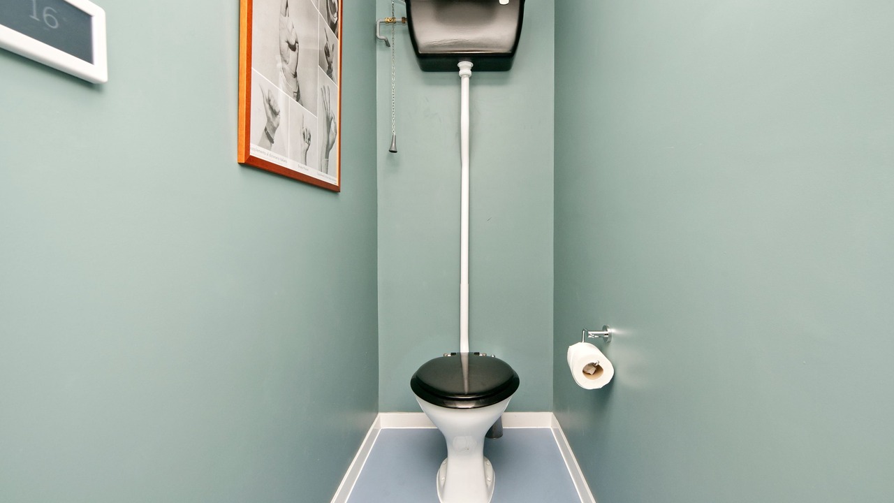 Photo of Bathroom in Poplar