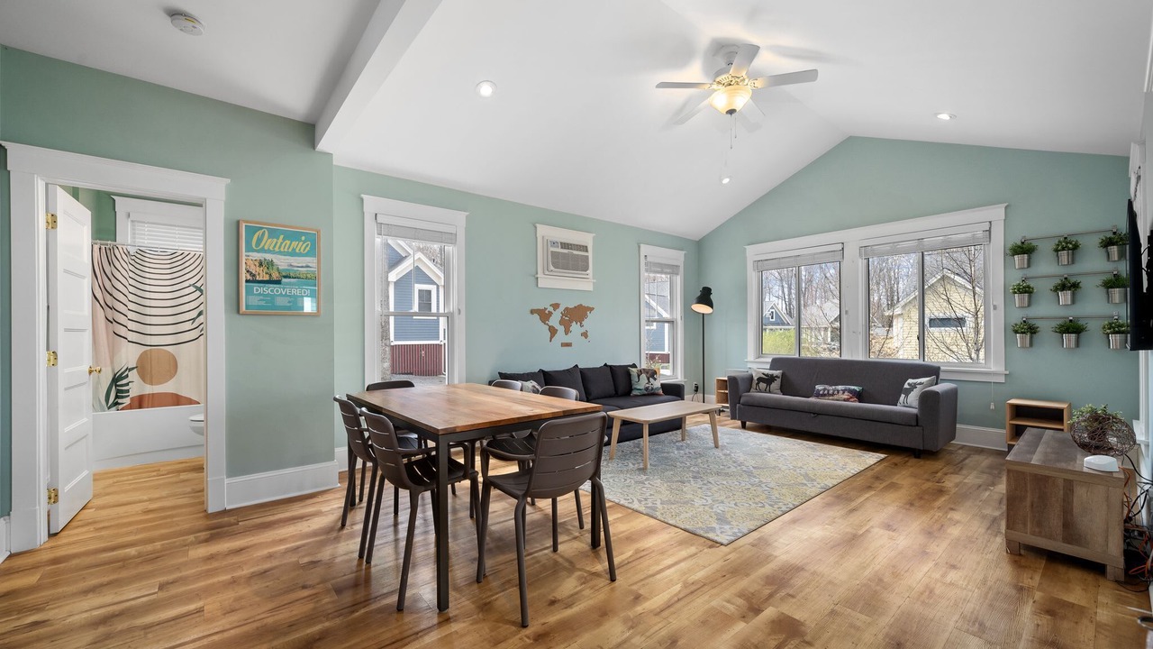 Photo of Livingroom in Cherry Valley