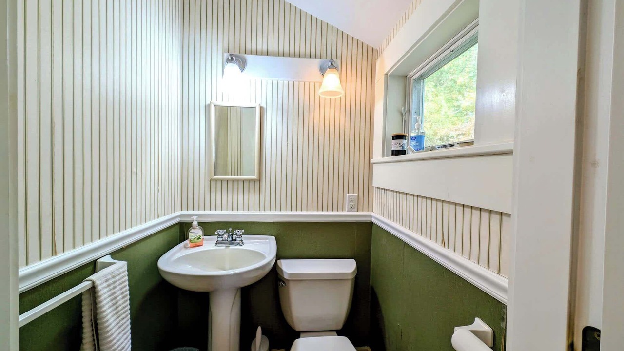 Photo of Bathroom in Hancock Point