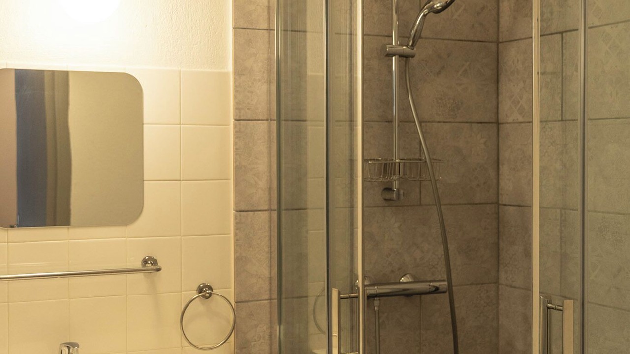 Photo of Bathroom in Eyragues