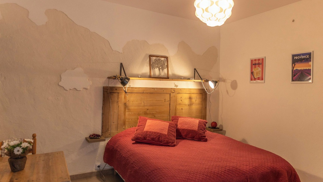 Photo of Bedroom in Eyragues
