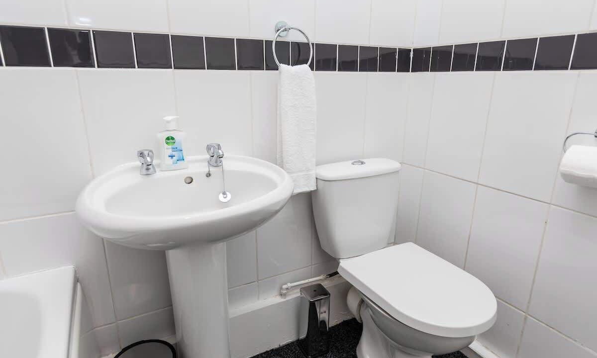 Photo of Bathroom in Purston Jaglin