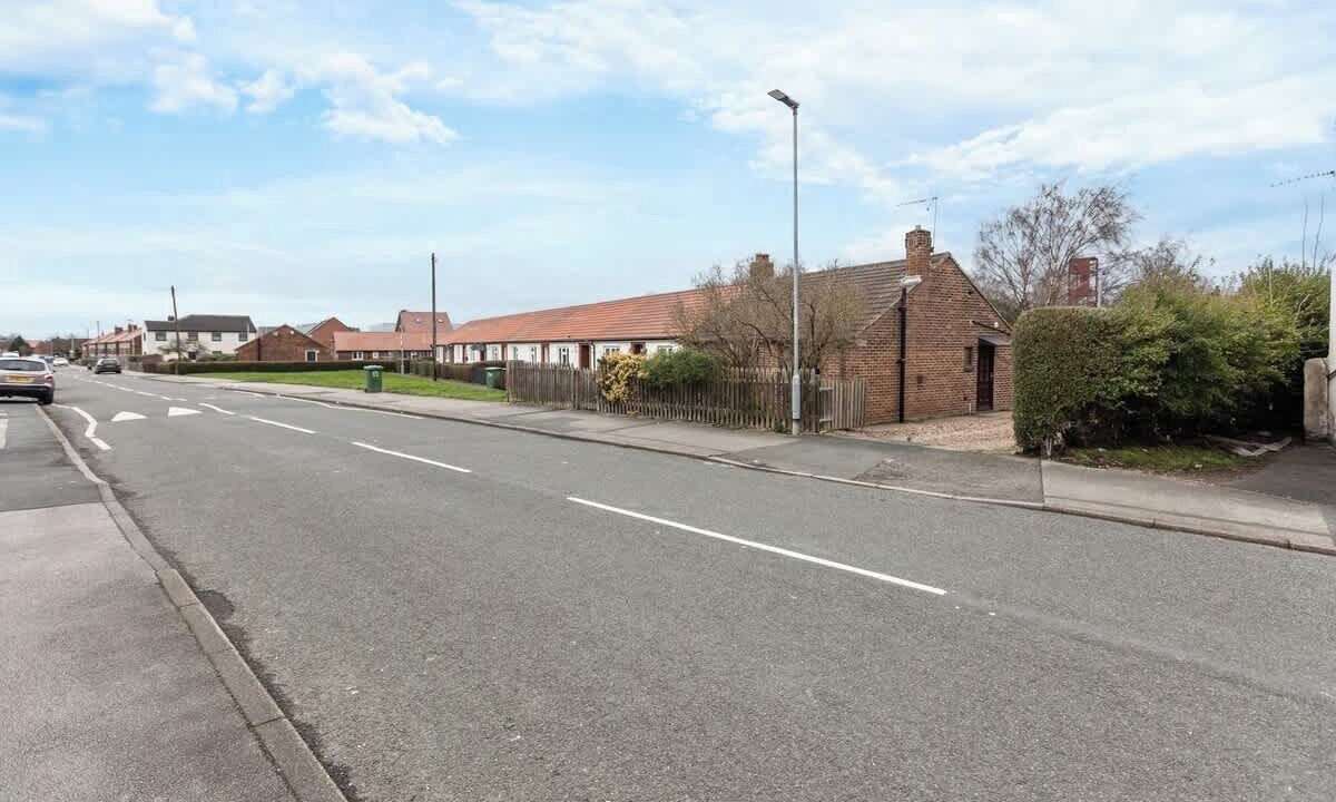 Photo of Others in Purston Jaglin