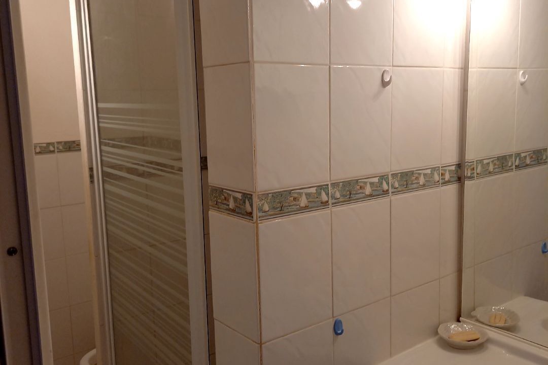 Photo of Bathroom in Les Cabanes de Fleury