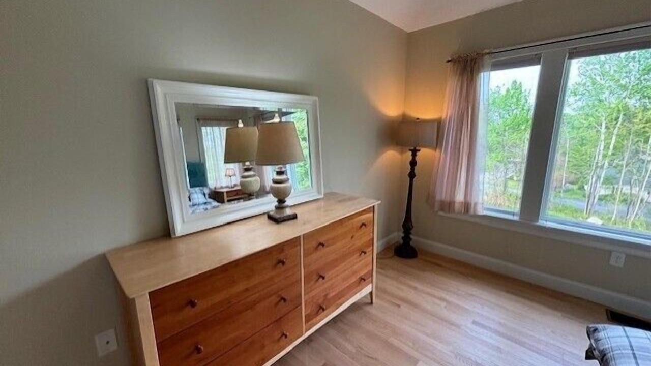 Photo of Others in Meredith