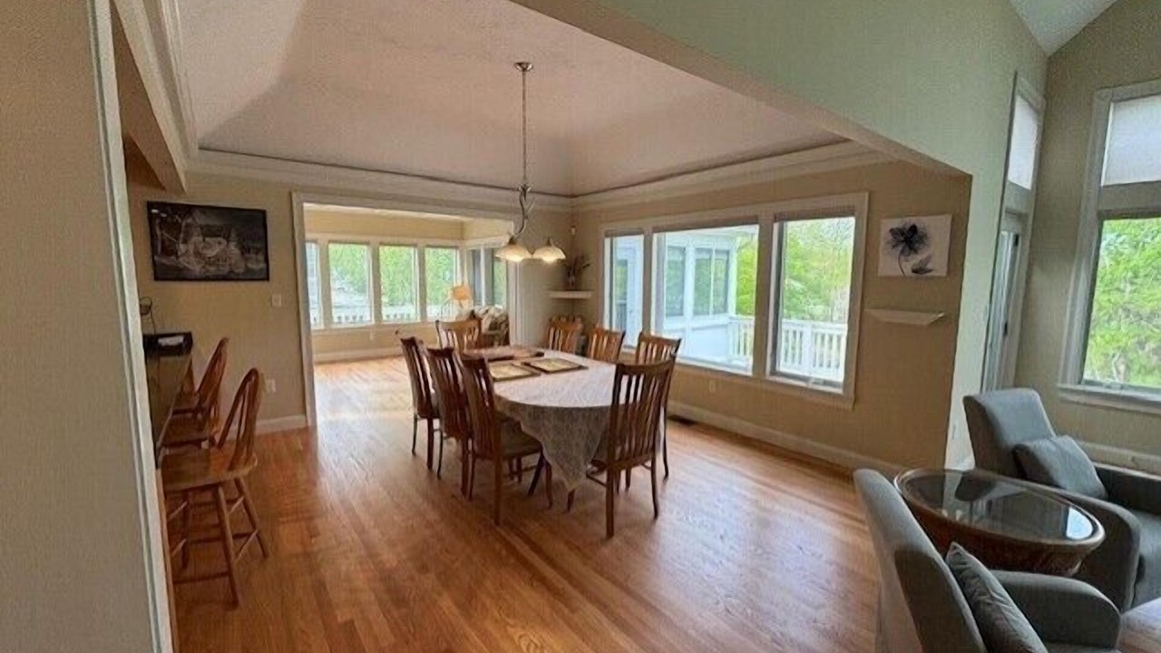 Photo of Others in Meredith