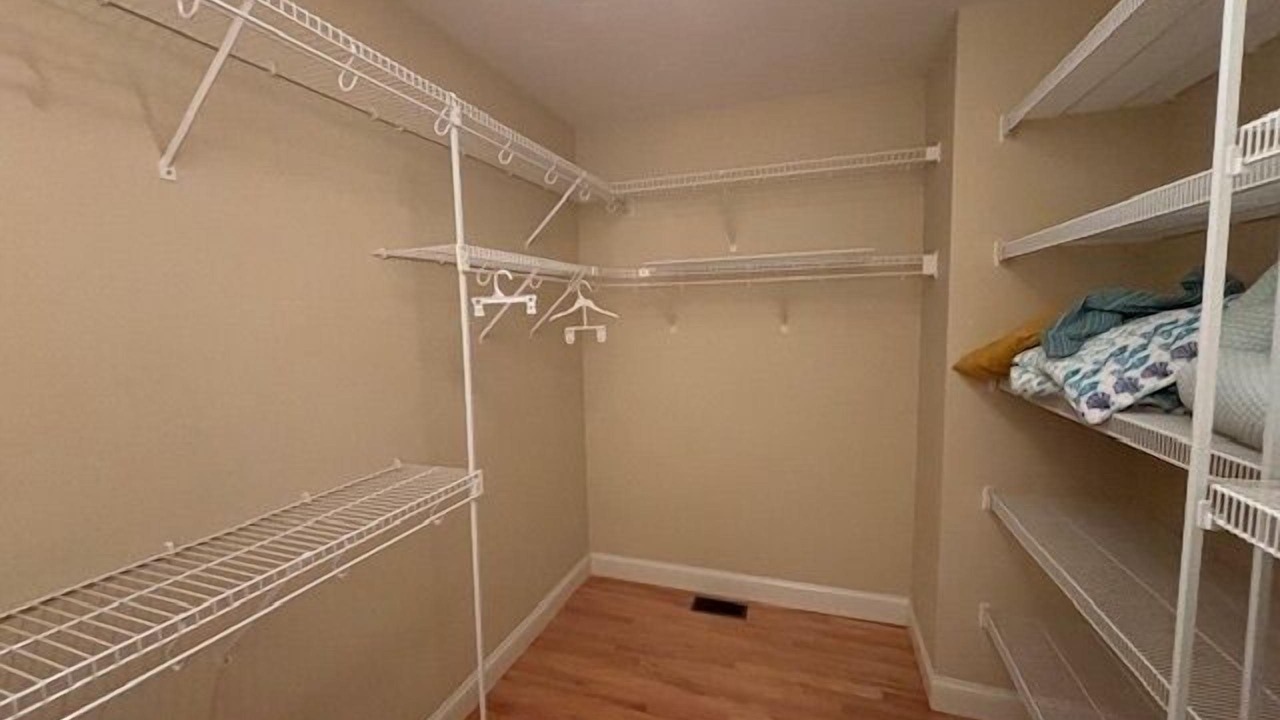 Photo of Others in Meredith