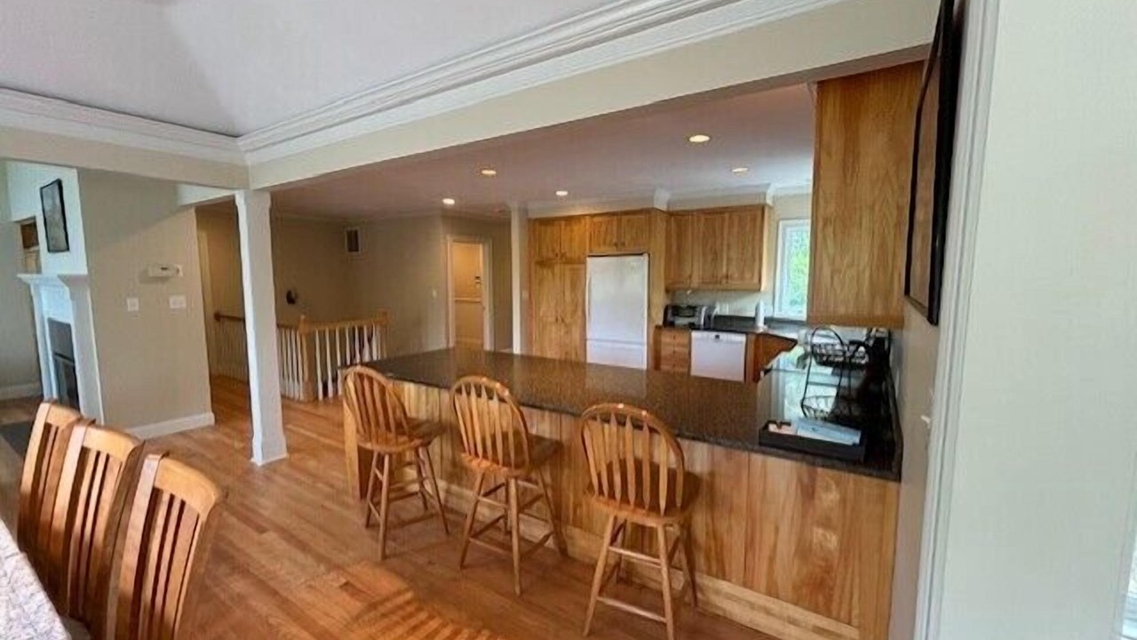 Photo of Others in Meredith