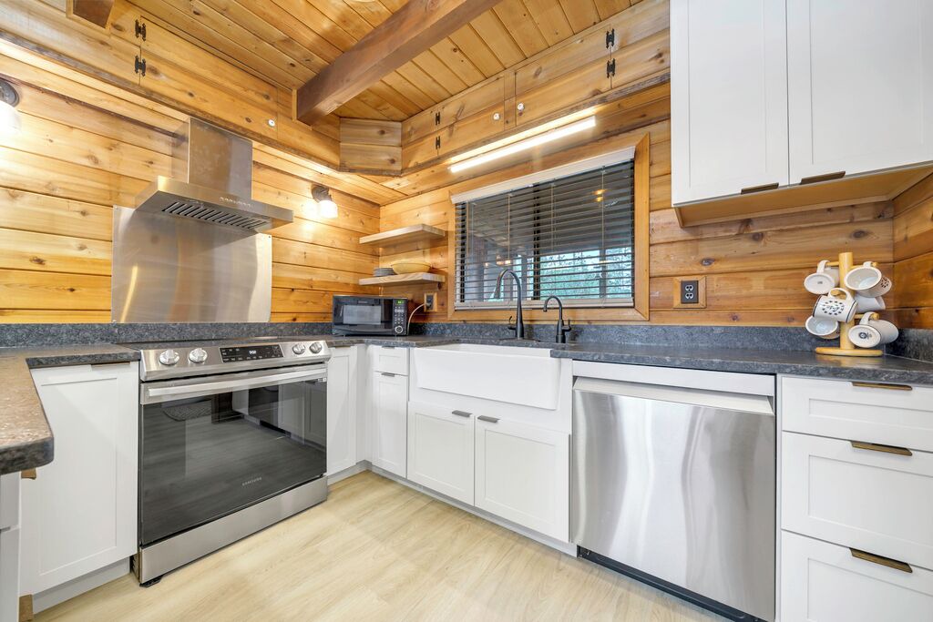 Photo of Others in Piney Island