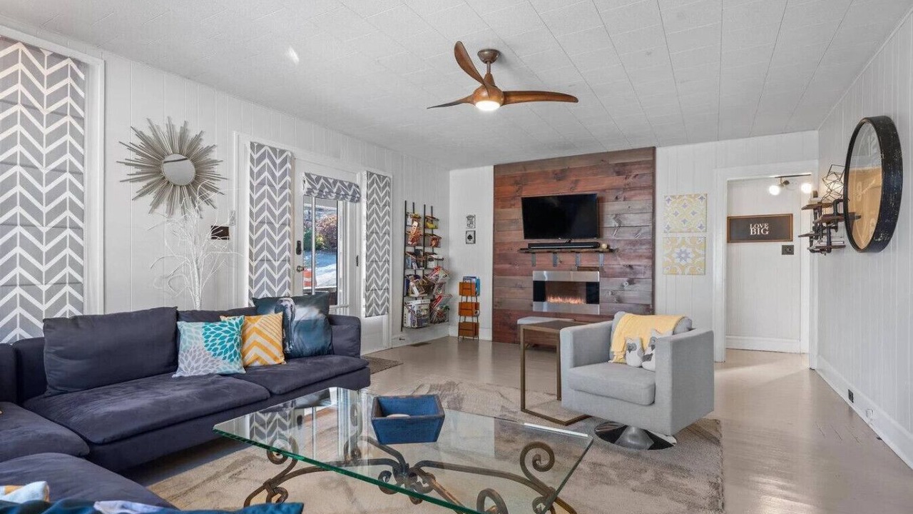 Photo of Livingroom in French Lick