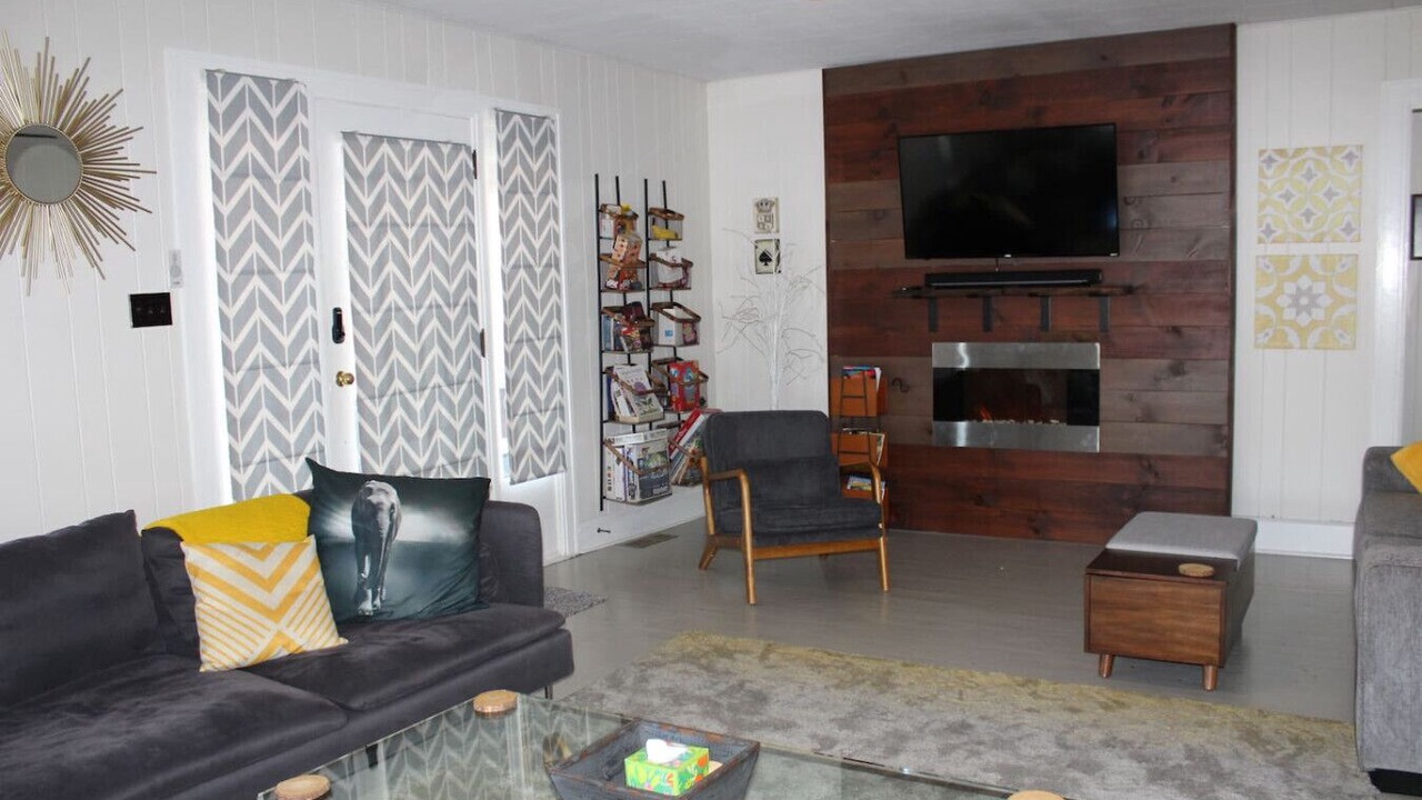 Photo of Livingroom in French Lick