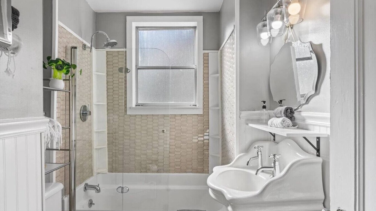 Photo of Bathroom in French Lick