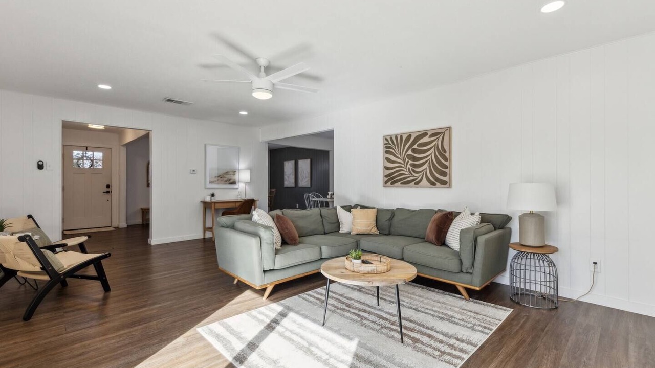 Photo of Livingroom in Richardson