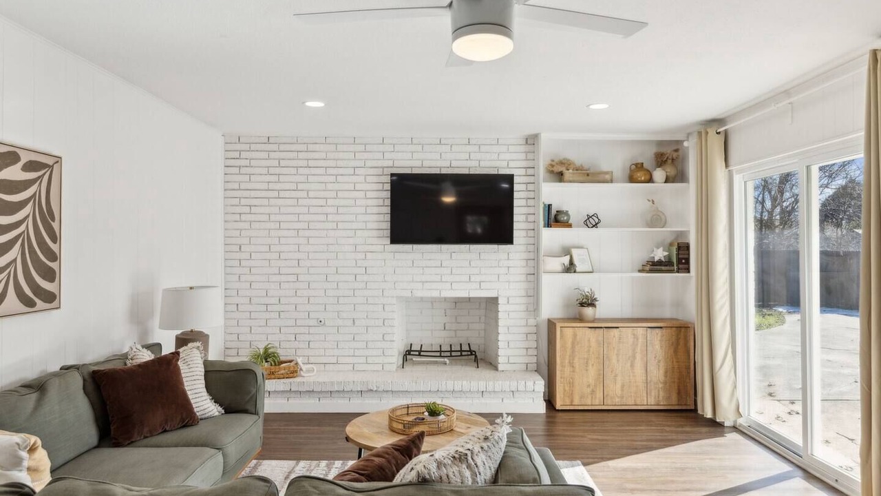 Photo of Livingroom in Richardson