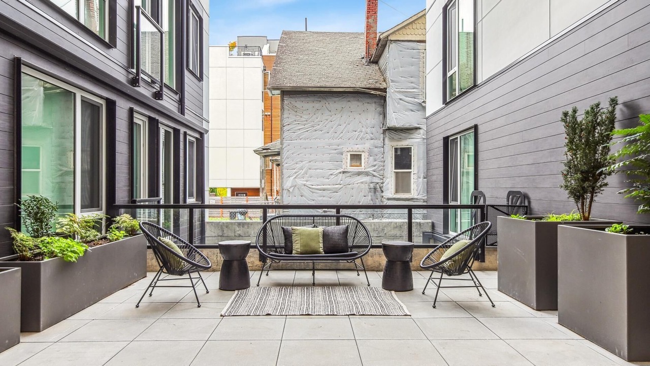 Photo of Patio Balcony in Mann