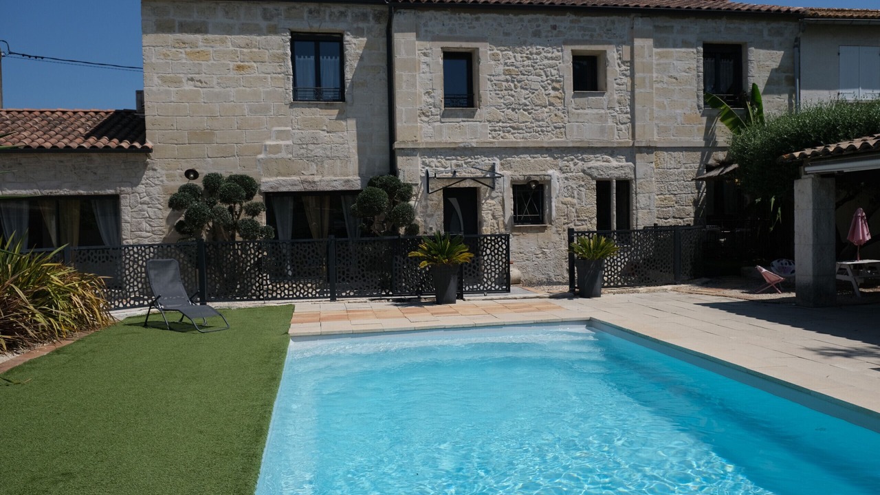 Photo of Outdoor in Beaucaire