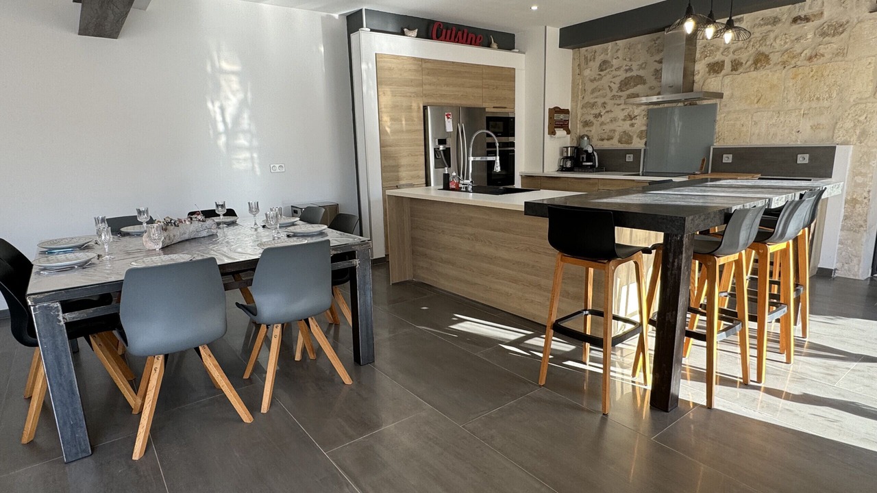 Photo of Others in Beaucaire