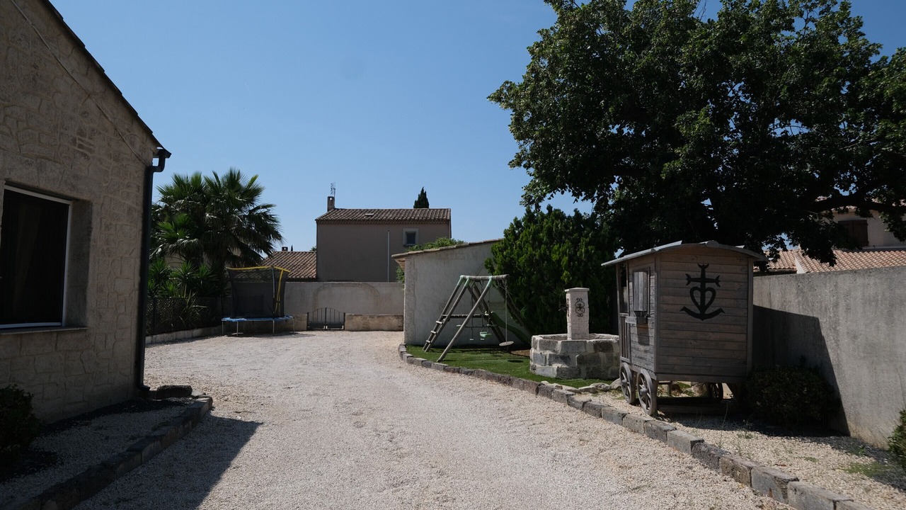 Photo of Outdoor in Beaucaire