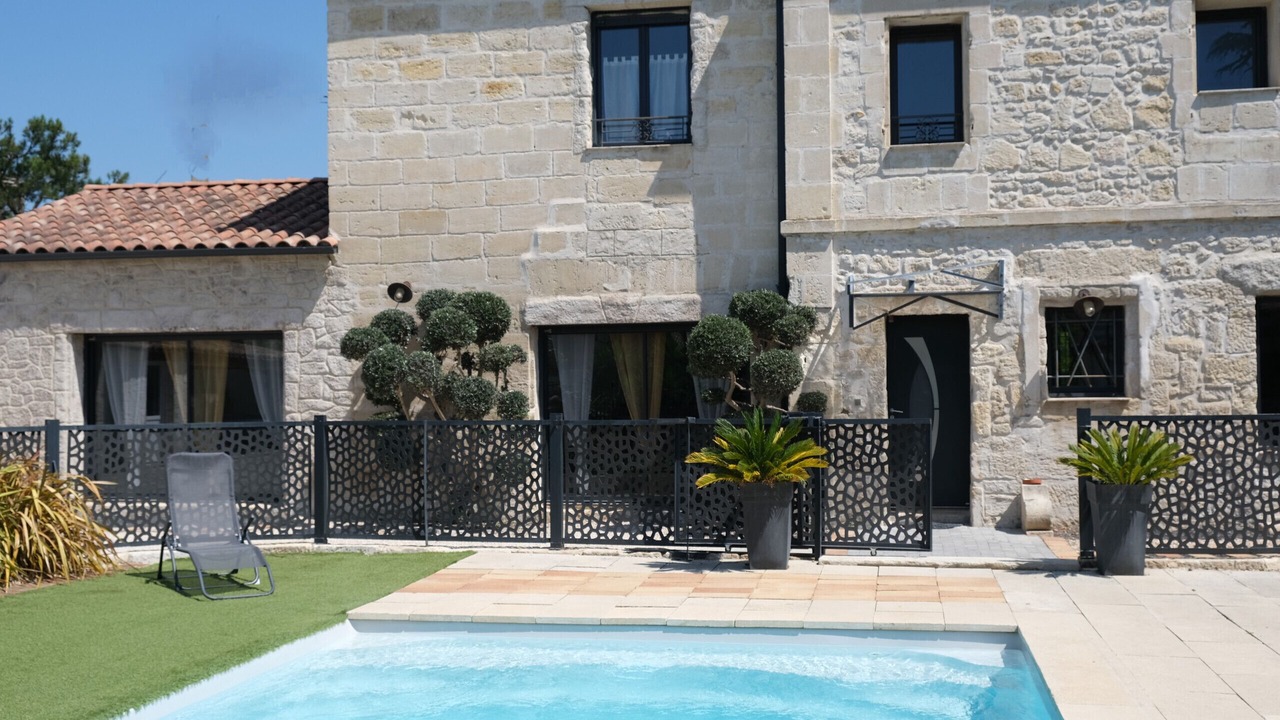 Photo of Outdoor in Beaucaire