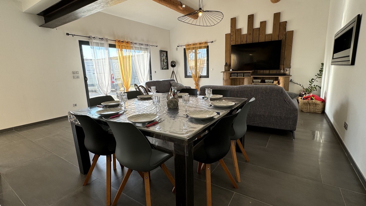 Photo of Others in Beaucaire