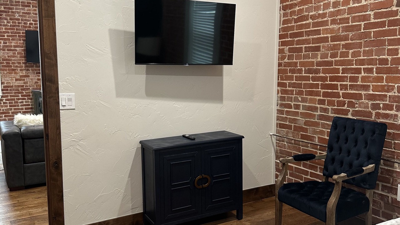 Photo of Bedroom in Aubrey