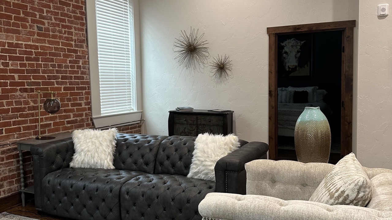 Photo of Livingroom in Aubrey