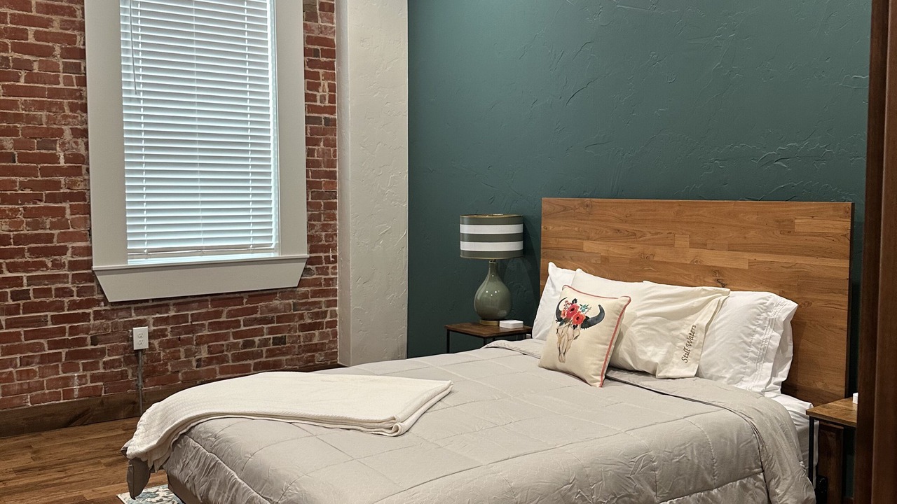 Photo of Bedroom in Aubrey