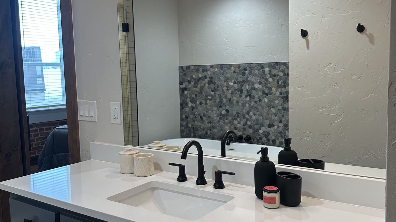 Photo of Bathroom in Aubrey