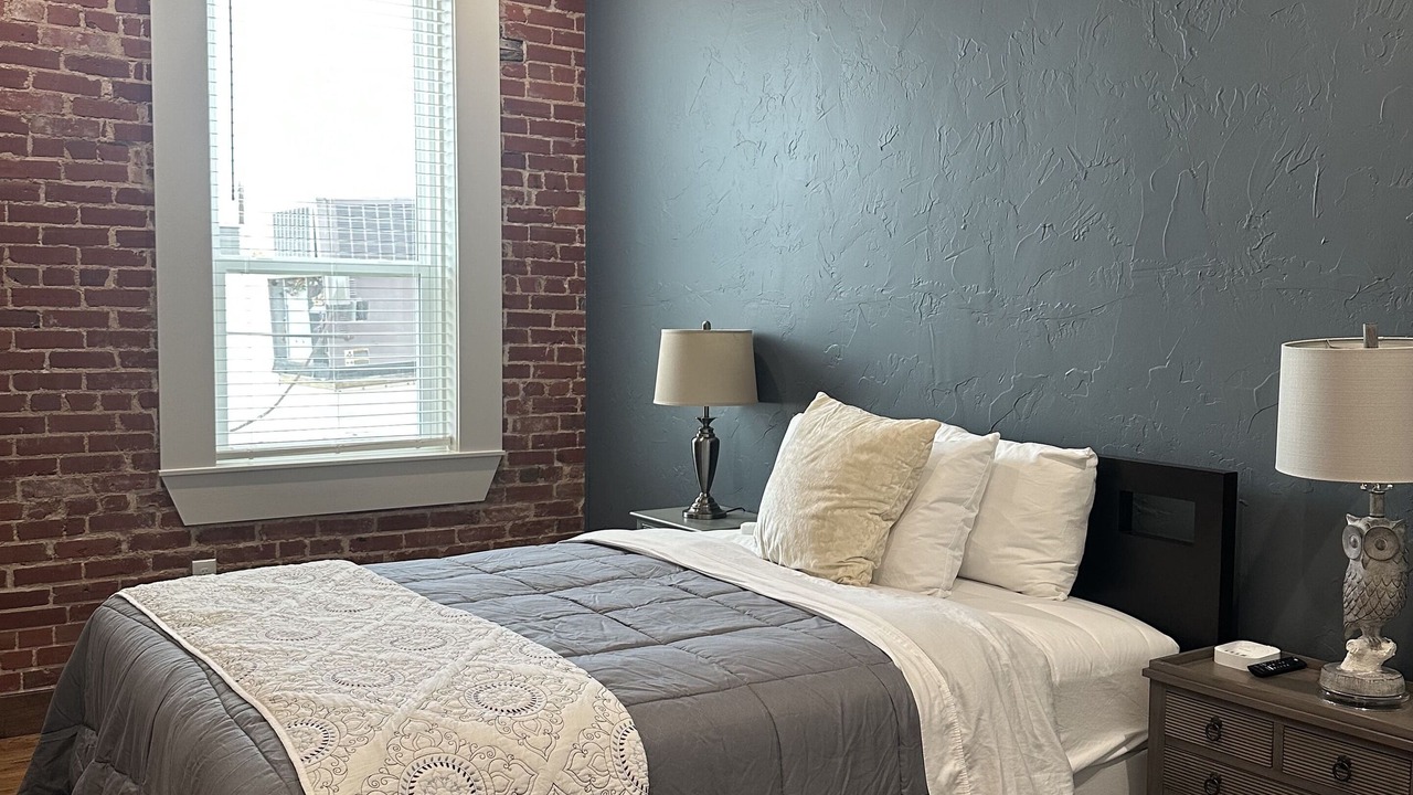 Photo of Bedroom in Aubrey