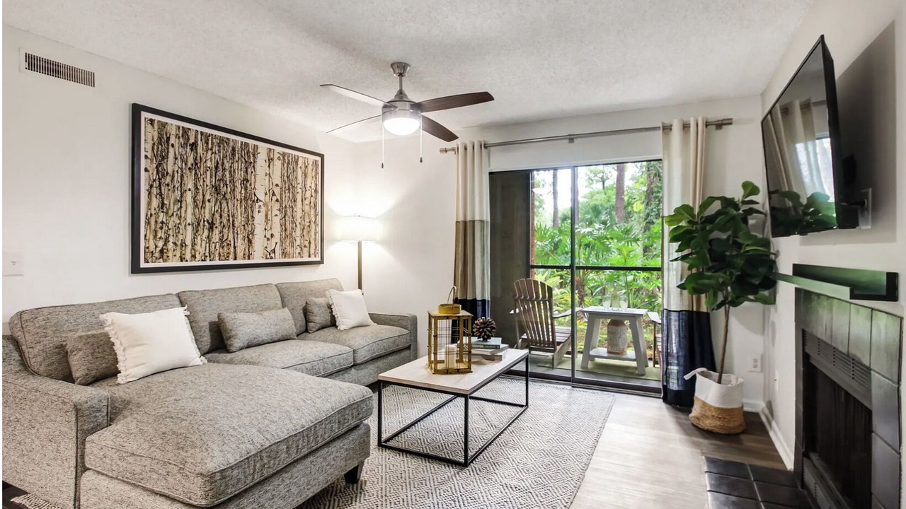 Photo of Livingroom in Sunbeam