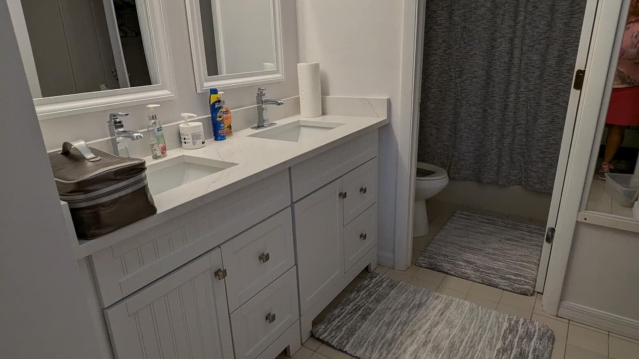 Photo of Bathroom in Gulf Gate Estates
