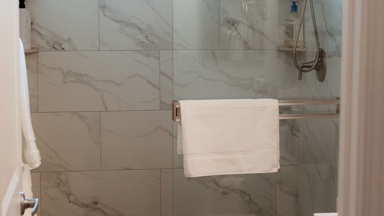 Photo of Bathroom in Lodi