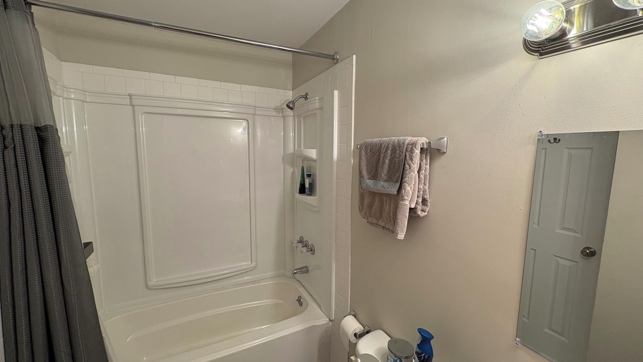 Photo of Bathroom in Gracewood